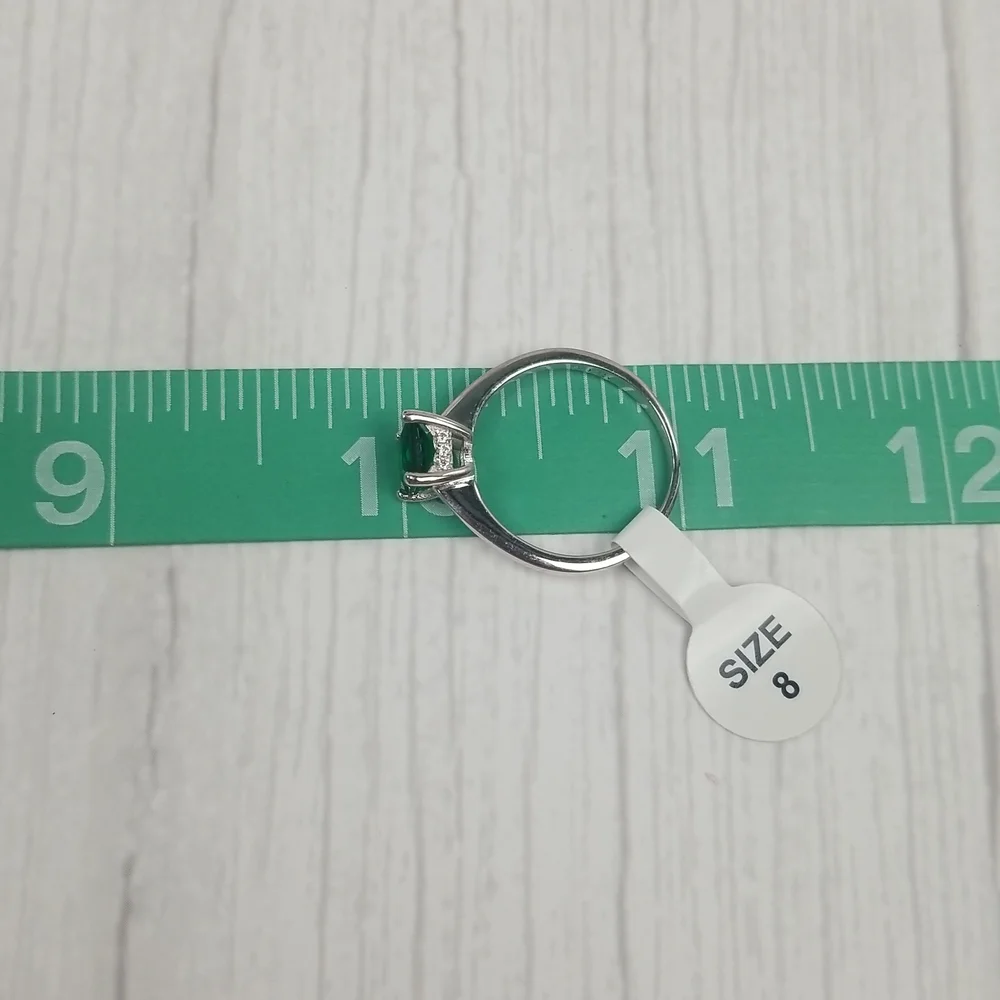 925 Silver CZ Green Ring Size 8-NWT Cubic Zirconia emerald color